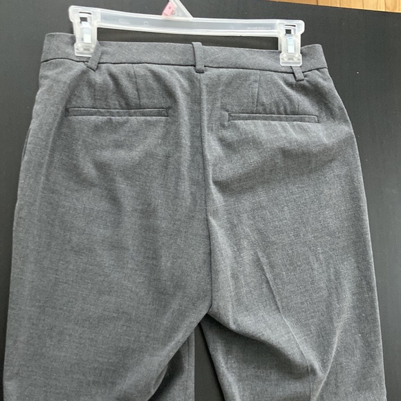 NWOT Uniqlo Grey Business Pants Size 2 - Picture 4 of 16